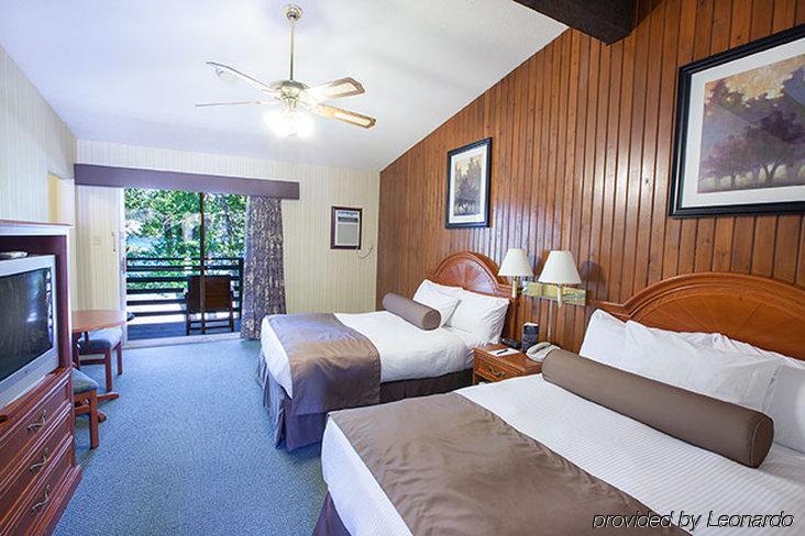 Bayshore Inn & Spa Waterton Park Extérieur photo